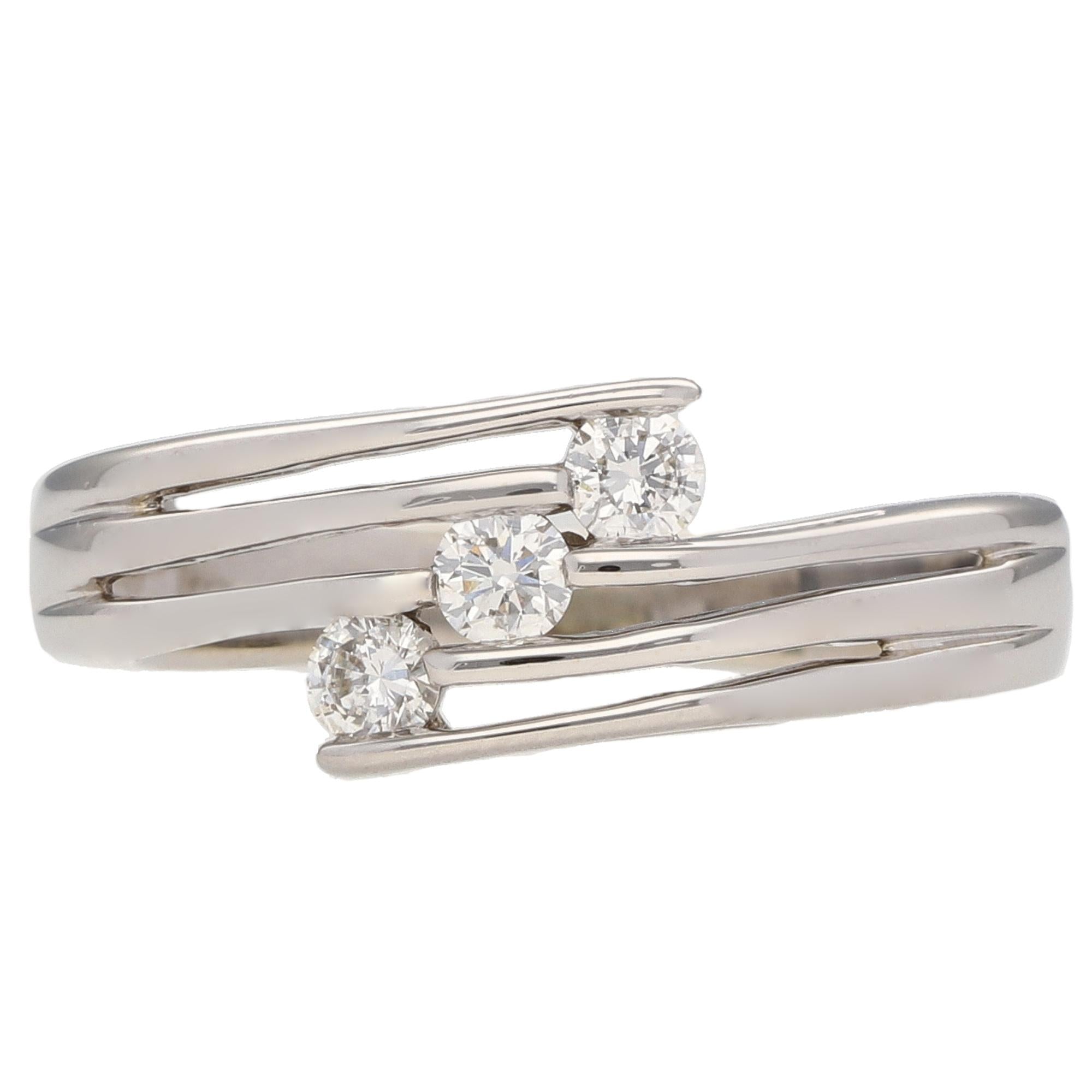 14K White Gold Diamond Three Stone Fashion Ring