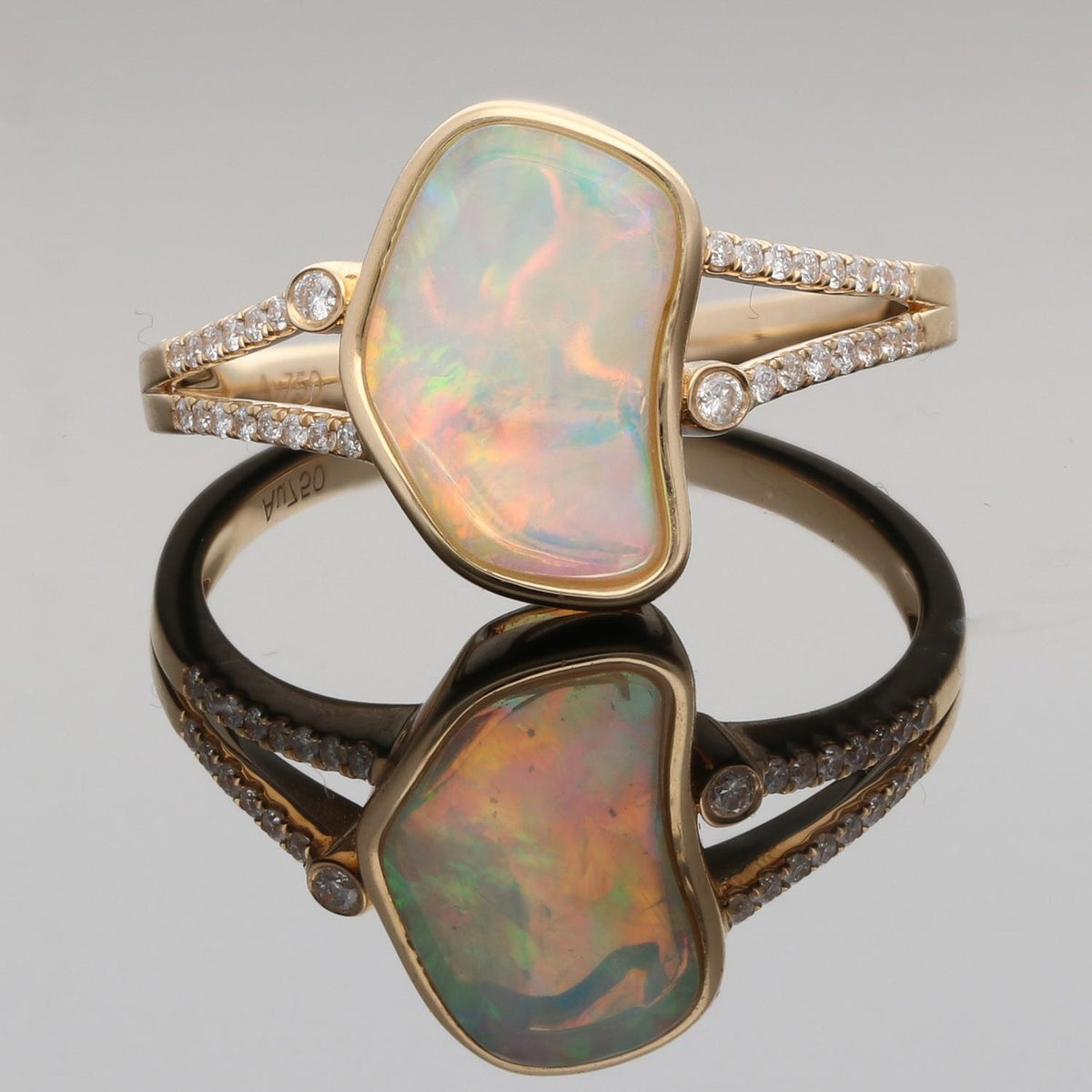 Colored Stone Rings  -  Women'