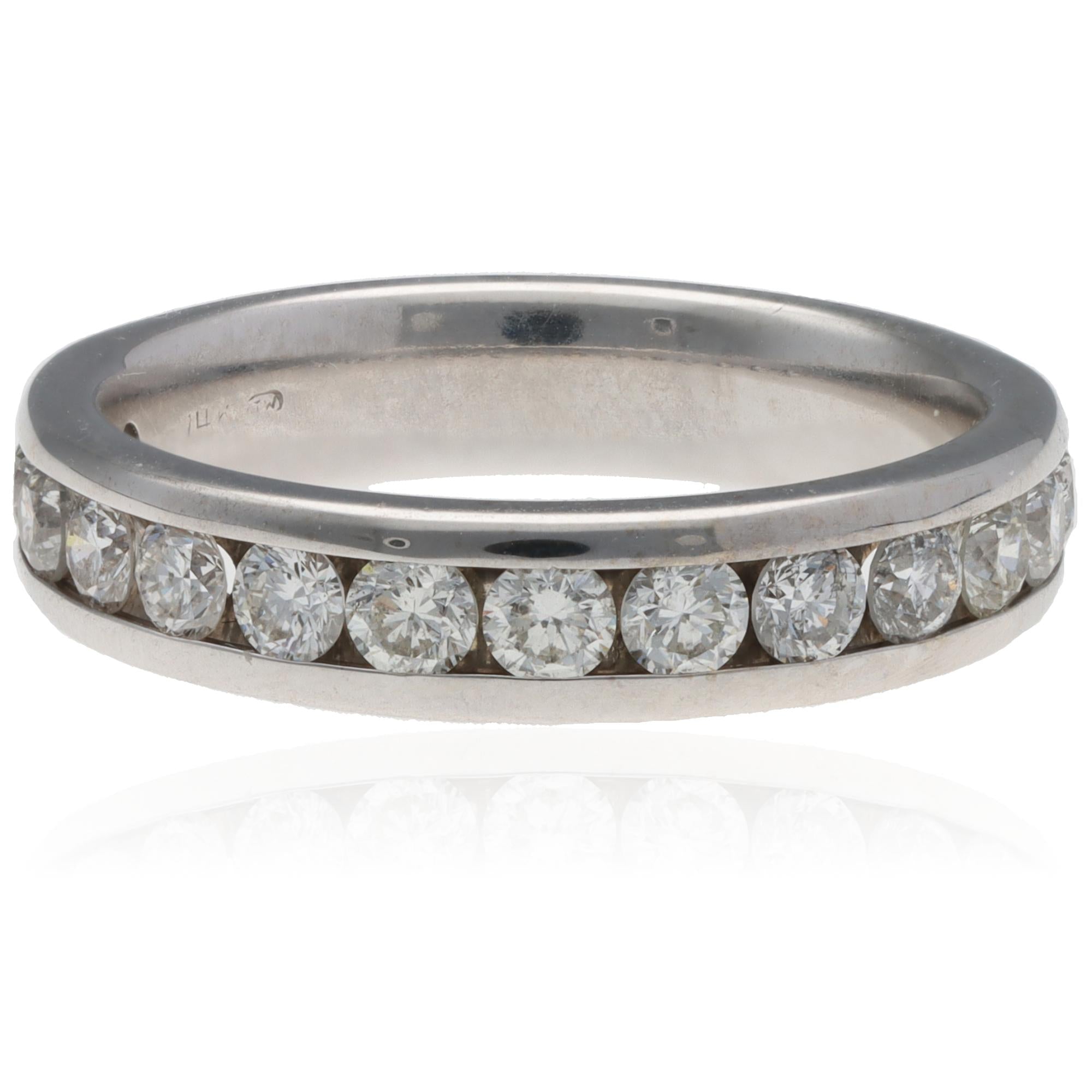 14kw .85ctw natural diamond channels set  band sz6.75 4.4g
