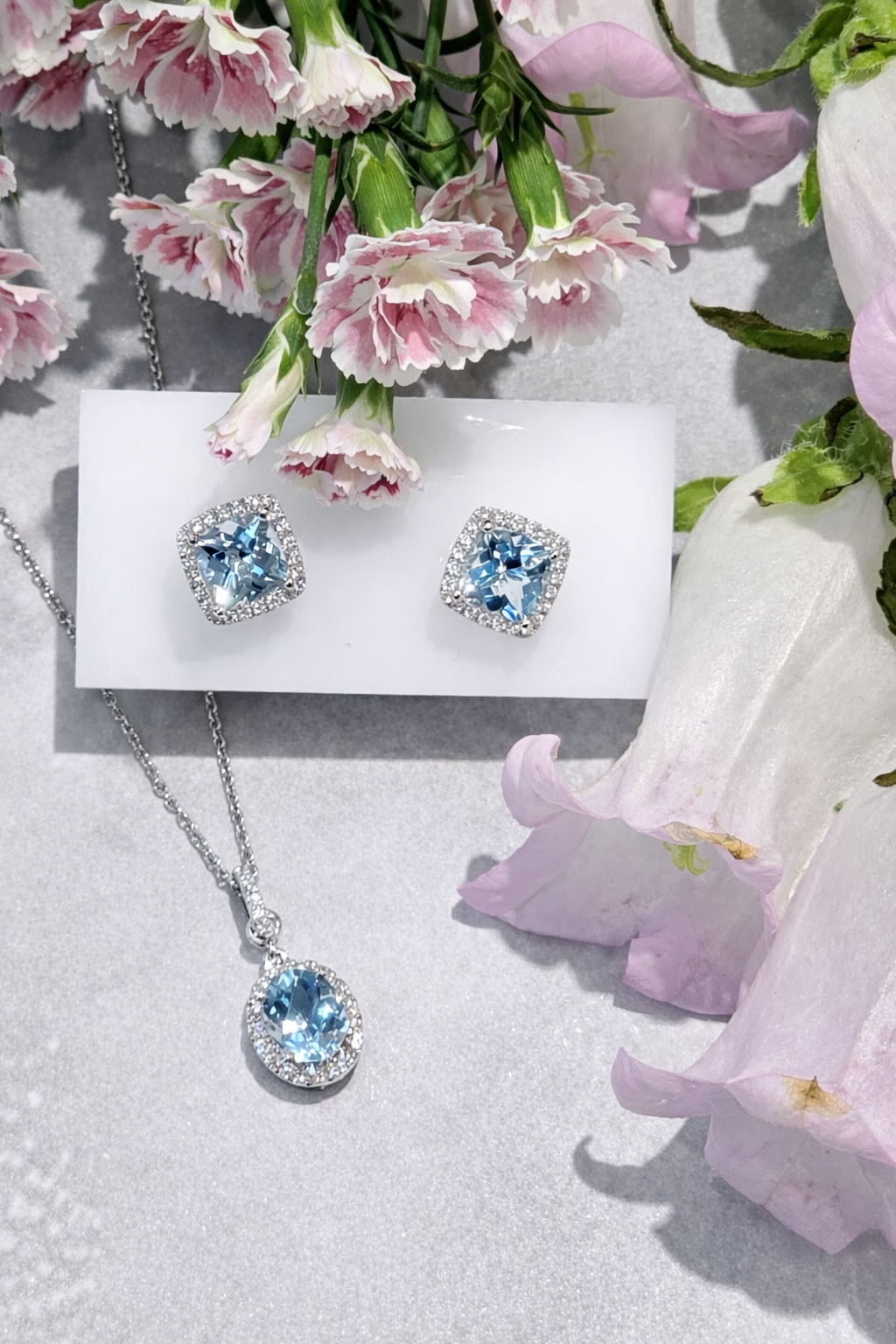 14K White Gold Aquamarine Diamond Pendant 1.02ct 0.22ctw Oval Elegant  1cm-1cm
