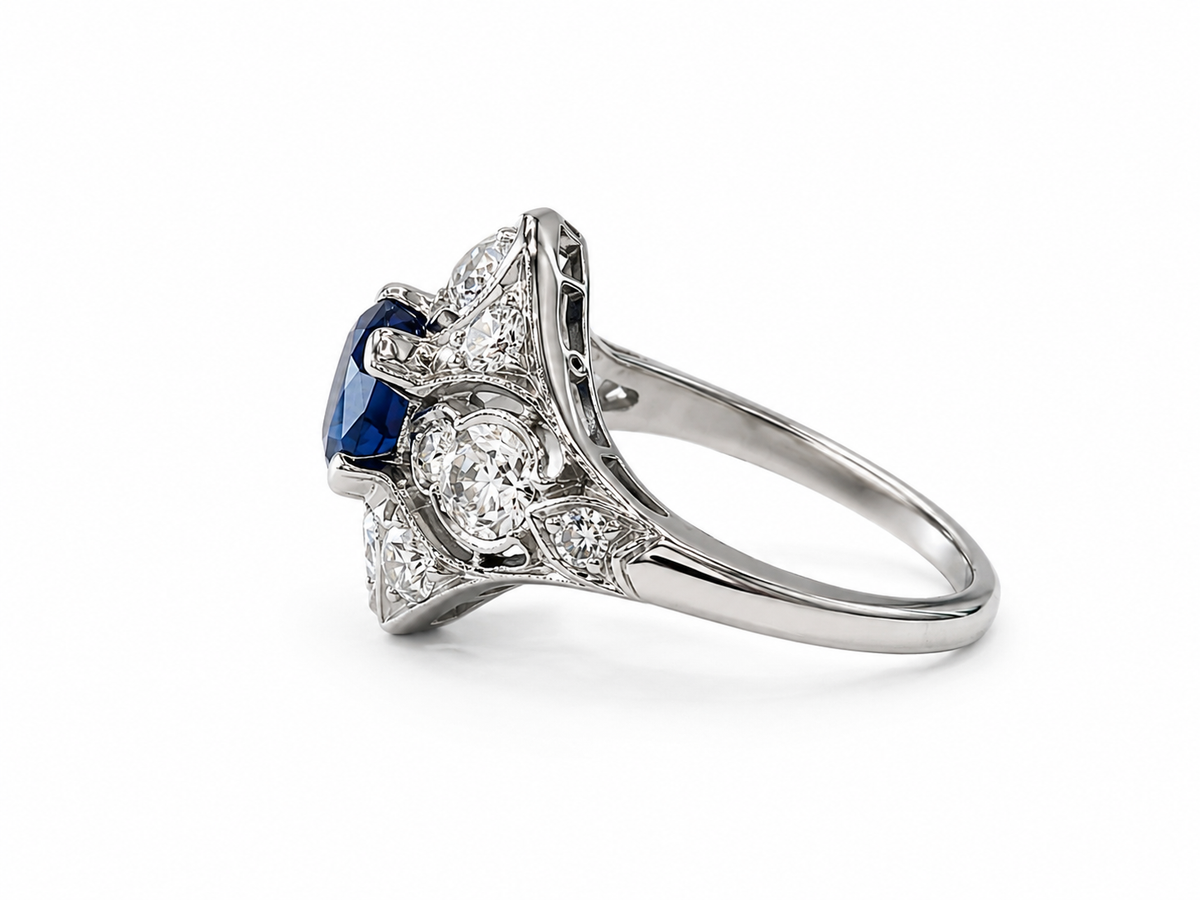 Edwardian Platinum Sapphire and Old European Cut Diamond Filigree Ring