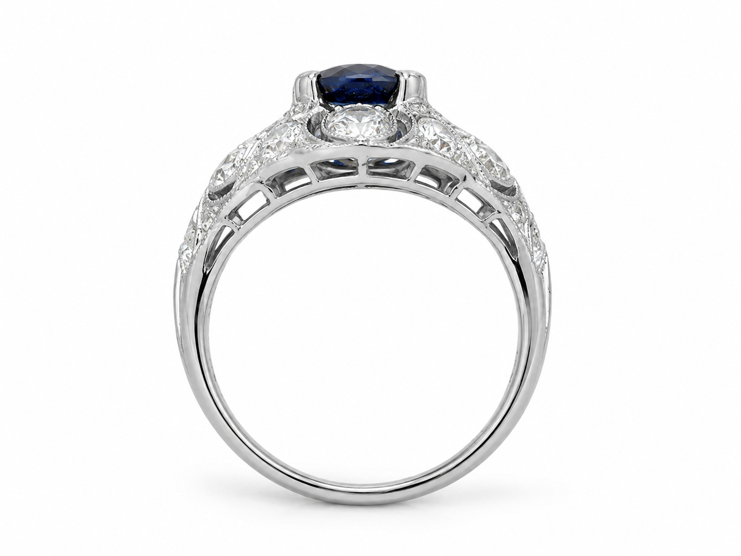 Edwardian Platinum Sapphire and Old European Cut Diamond Filigree Ring